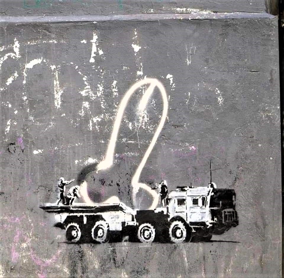 Banksy et C 215, voyages dans une Ukraine en guerre.